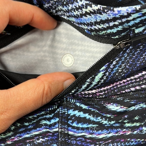 Lululemon Speed Wunder Tight *Nulux Tropics Speed Wunder Under Blue Black - Picture 5 of 5